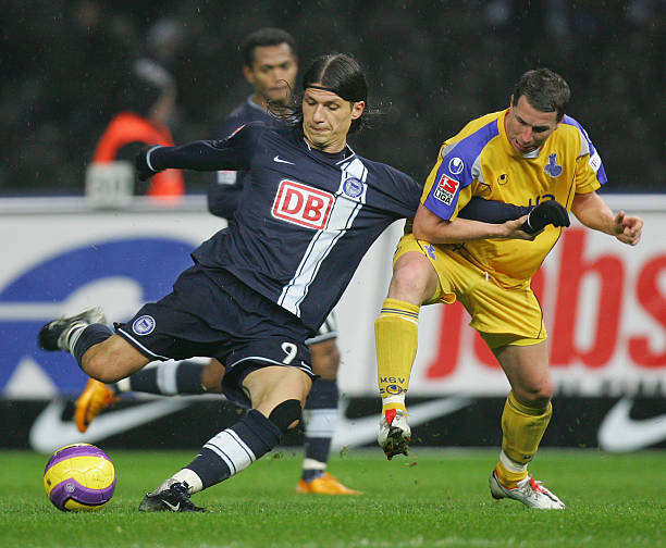 更是她继续 更是她继续