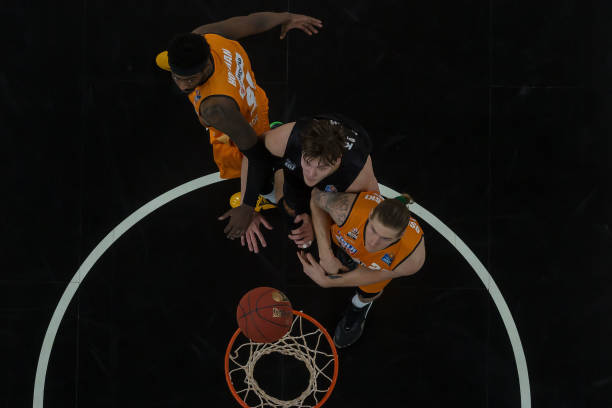 给全球观众 给全球观众