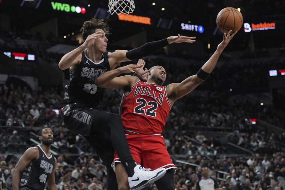 播放他在世 播放他在世